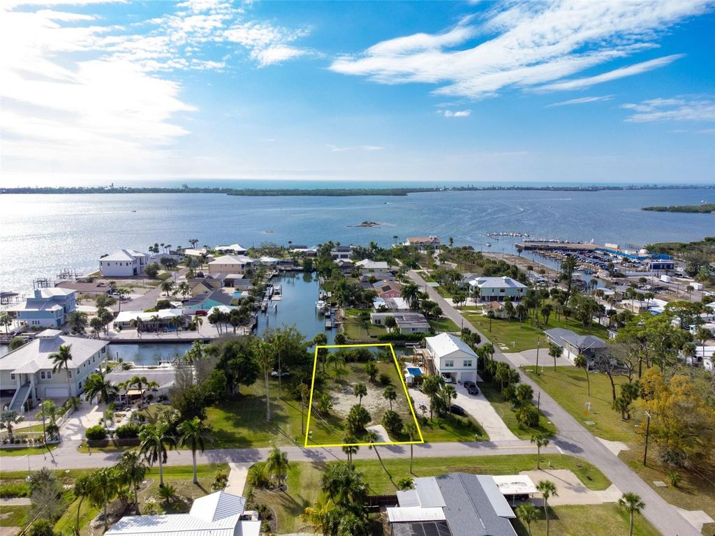 Photo of 46 Harbor Lane, Englewood, FL 34223 (MLS # D6146271)