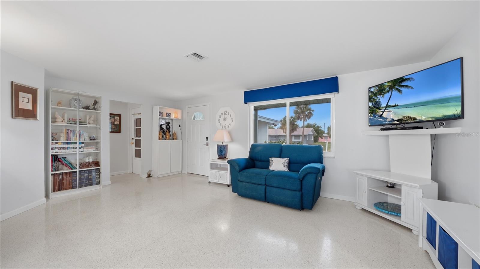 VENICE GARDENS - Residential