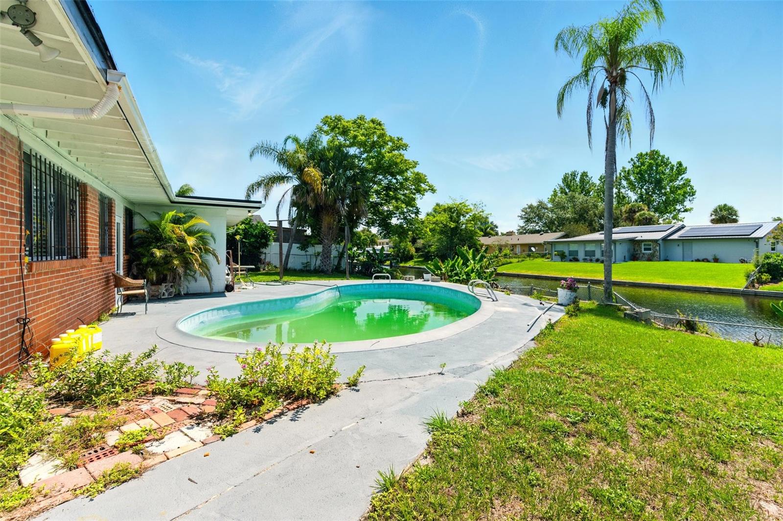 2504 CARIBBEAN COURT