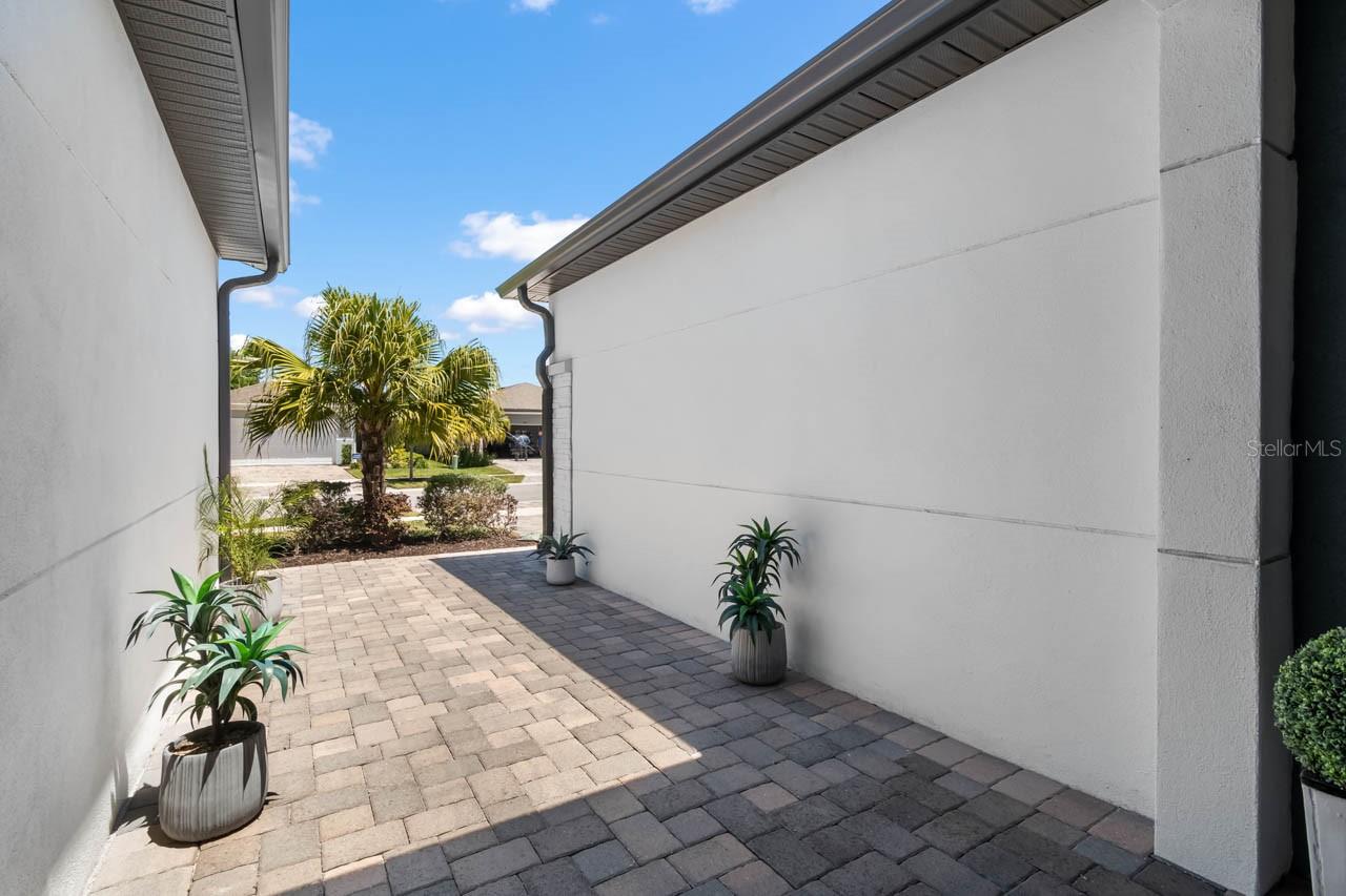 LA PALOMA PRESERVE - Residential