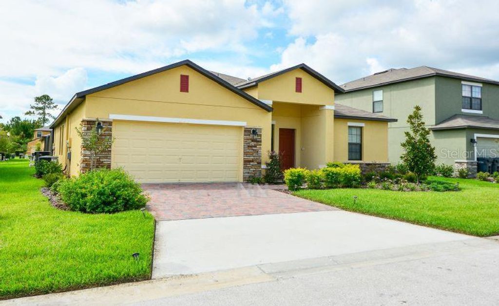 Photo of 1014 Cypress Pointe Boulevard, Davenport, FL 33896 (MLS # O6406102)