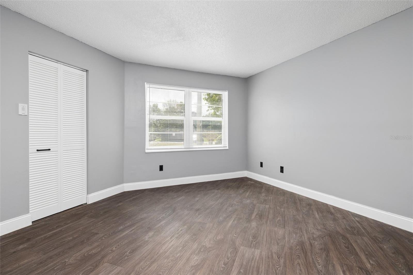 SOUTHPOINTE CONDO - Residential