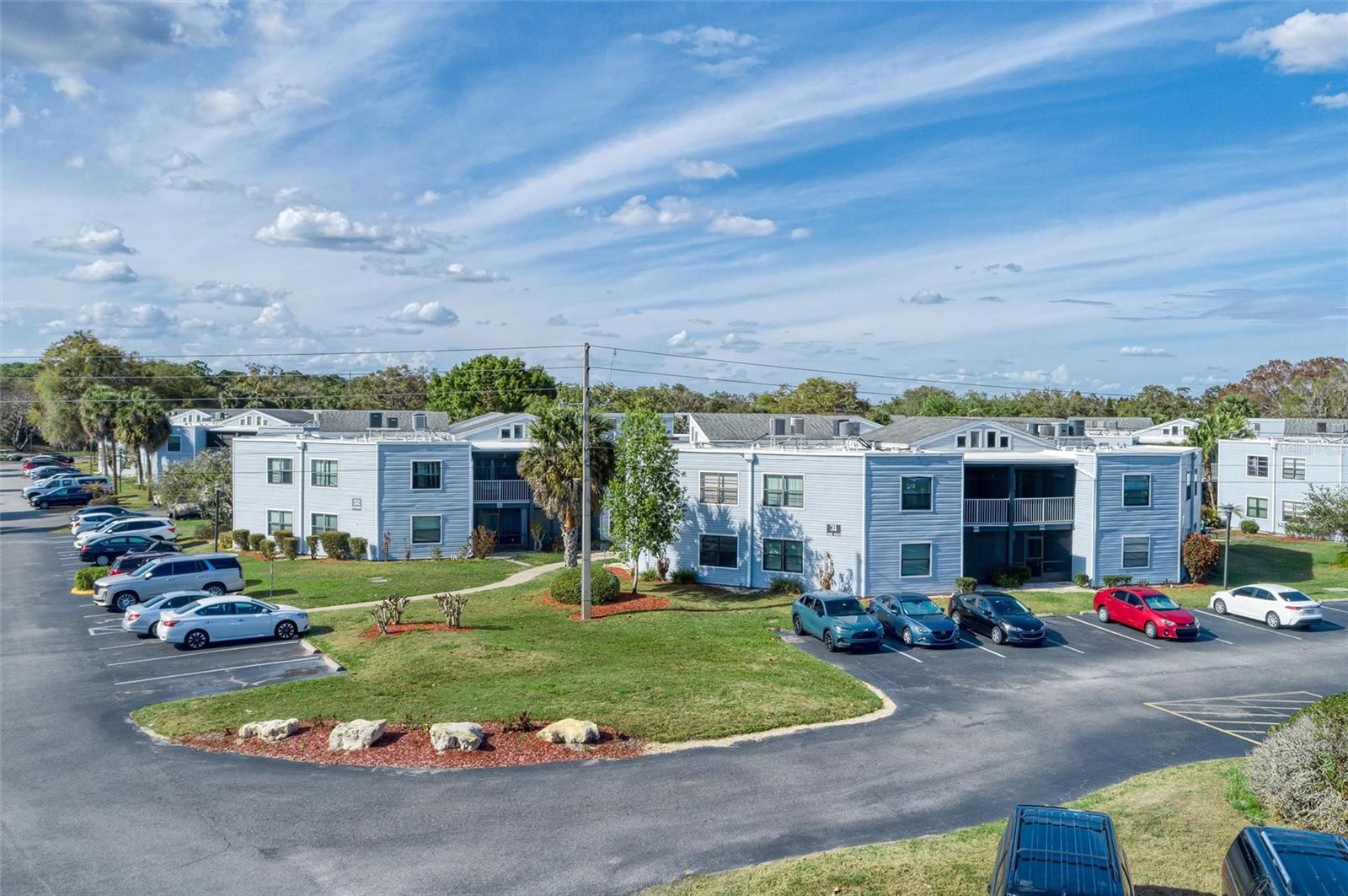 SOUTHPOINTE CONDO - Residential