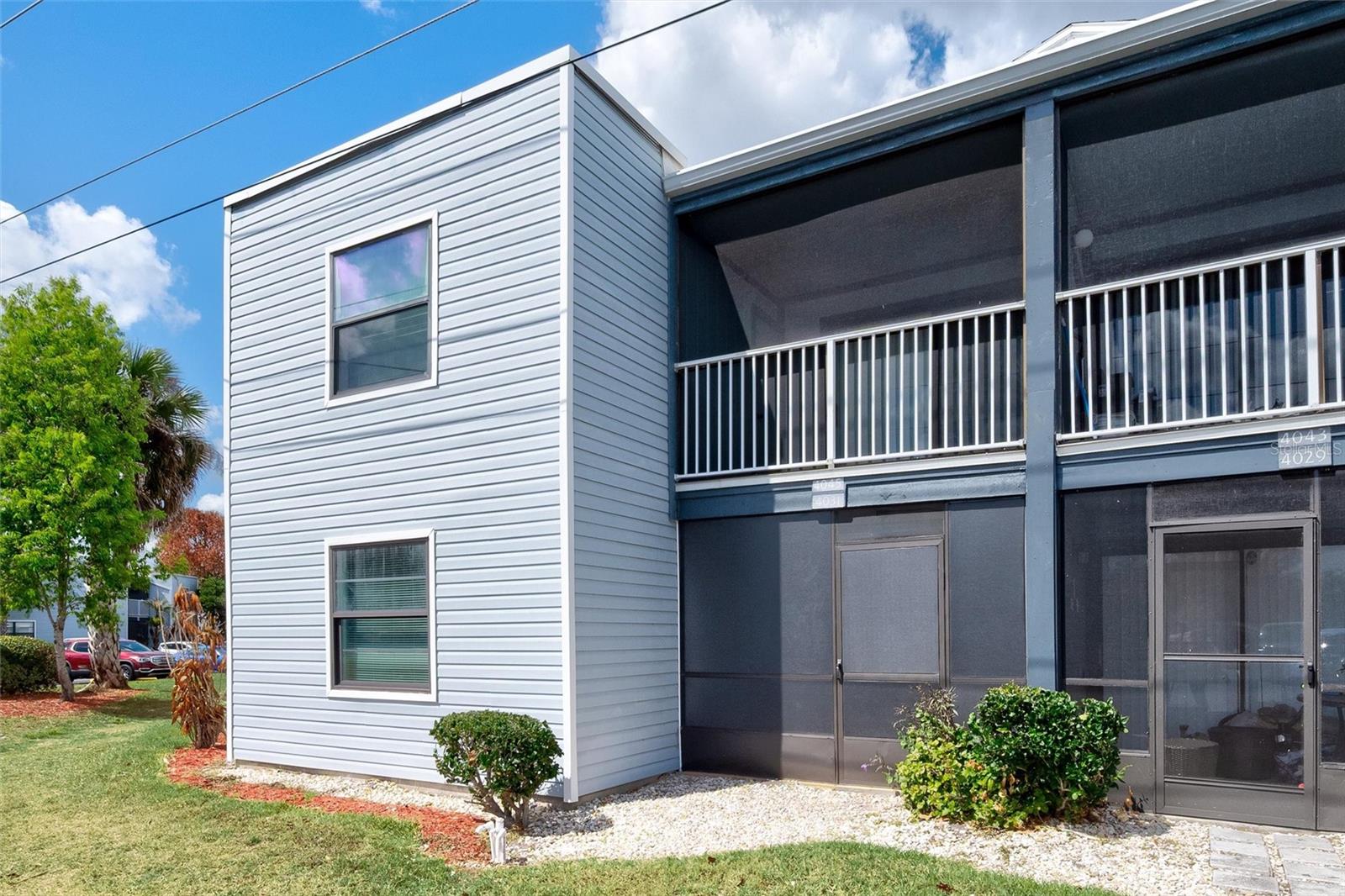 SOUTHPOINTE CONDO - Residential