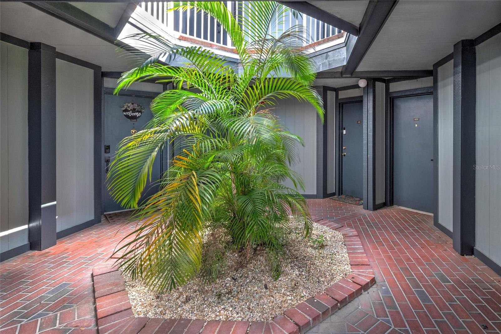 SOUTHPOINTE CONDO - Residential