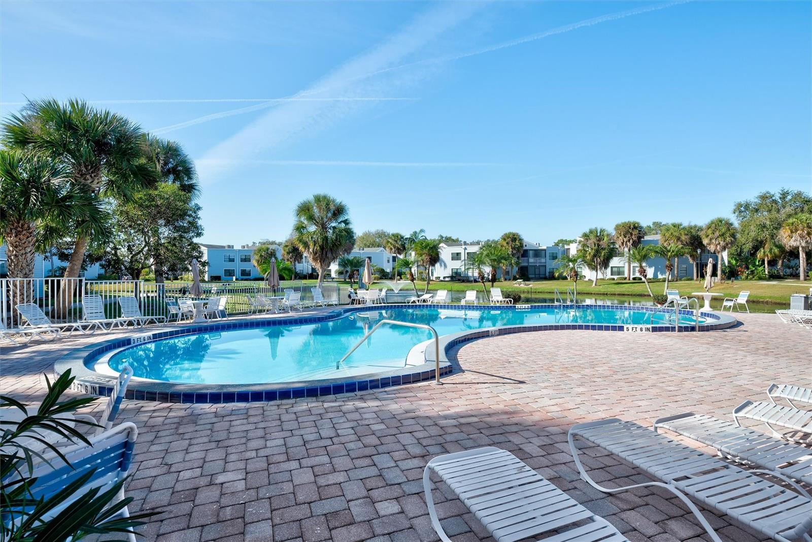 SOUTHPOINTE CONDO - Residential