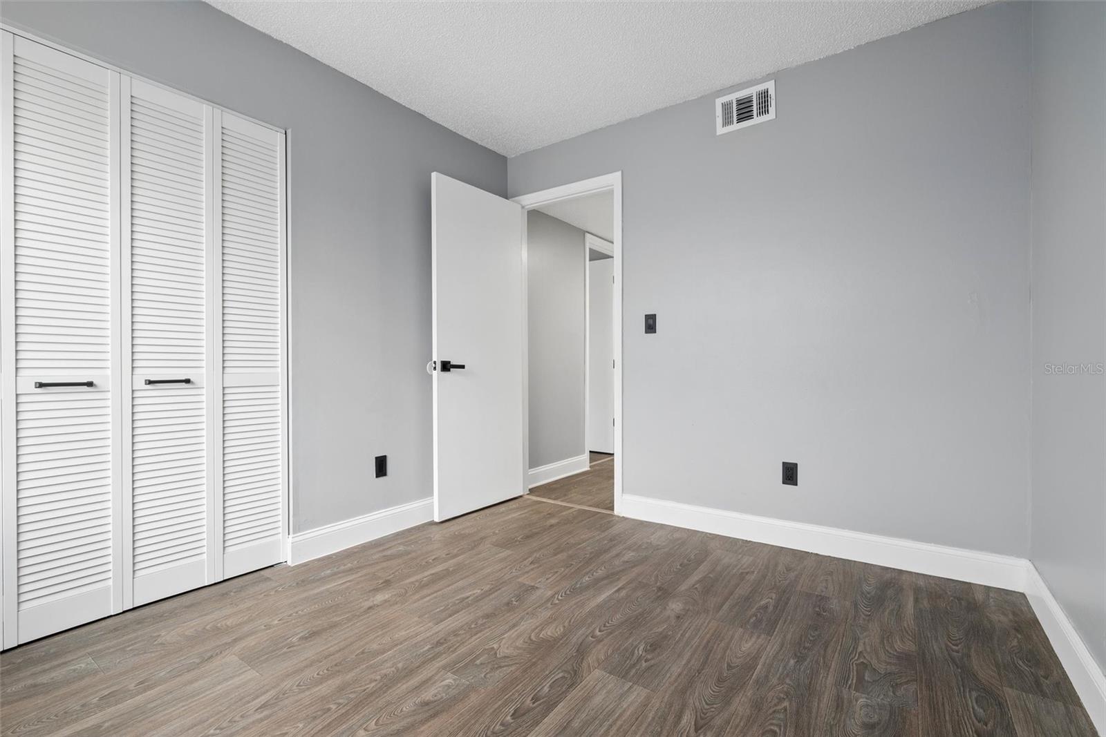 SOUTHPOINTE CONDO - Residential