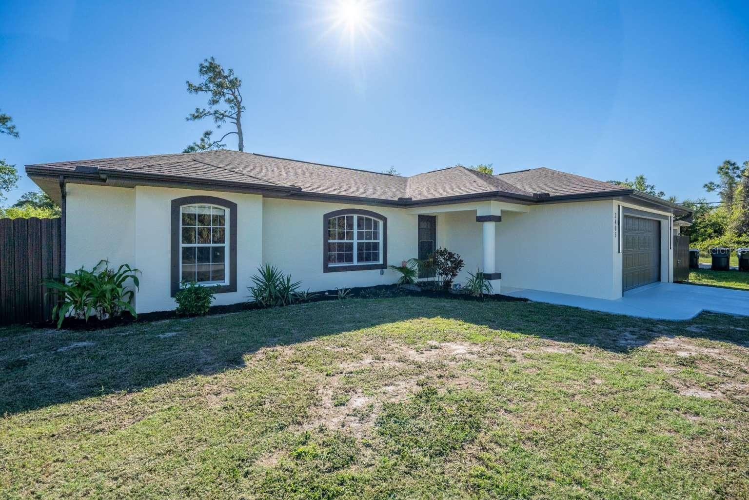 2405 MISTLETO LANE