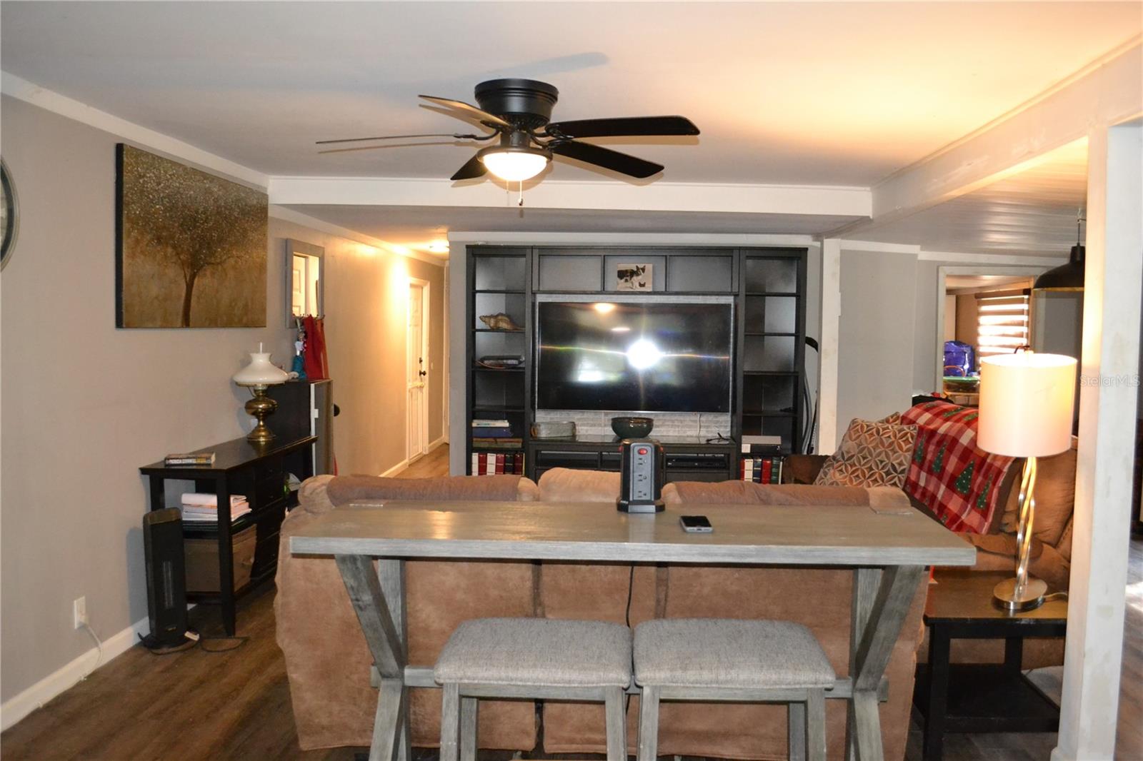 TROPICAL PARK UNIT 4 - Residential