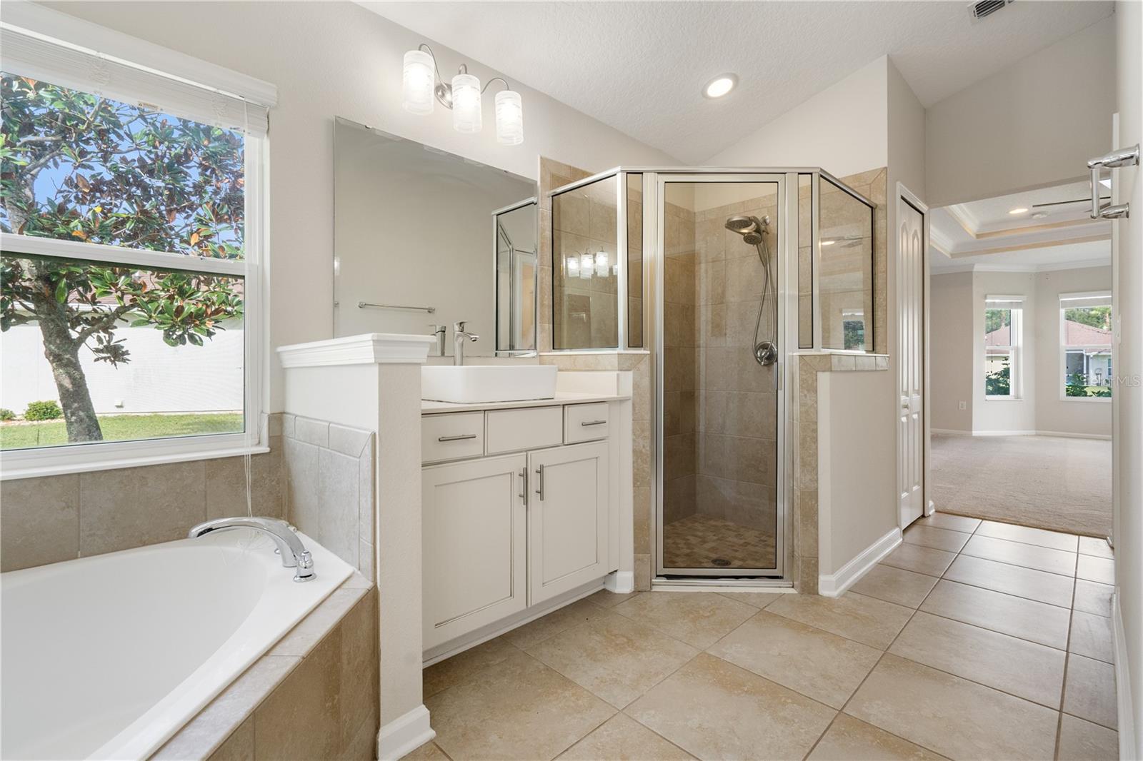 HIDDEN LAKES - Residential