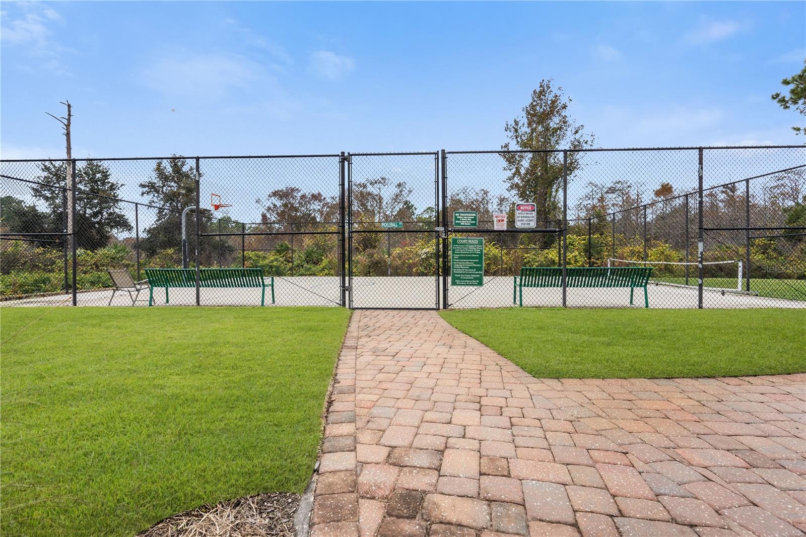 HIDDEN LAKES - Residential