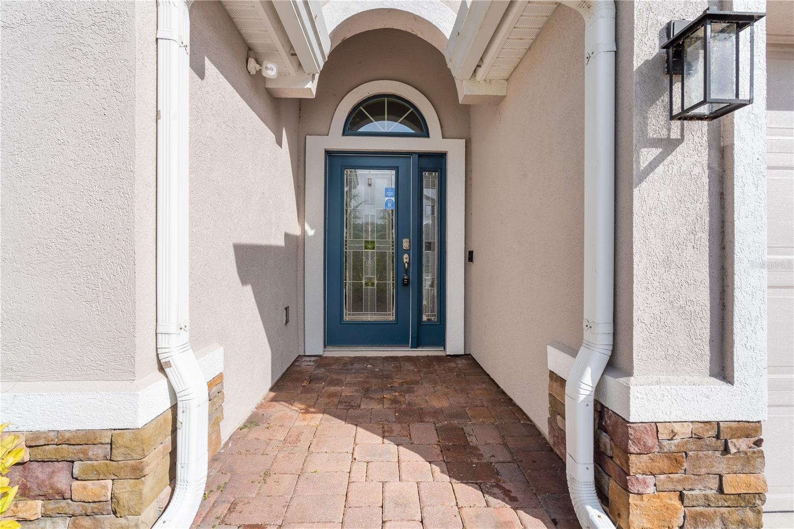 HIDDEN LAKES - Residential