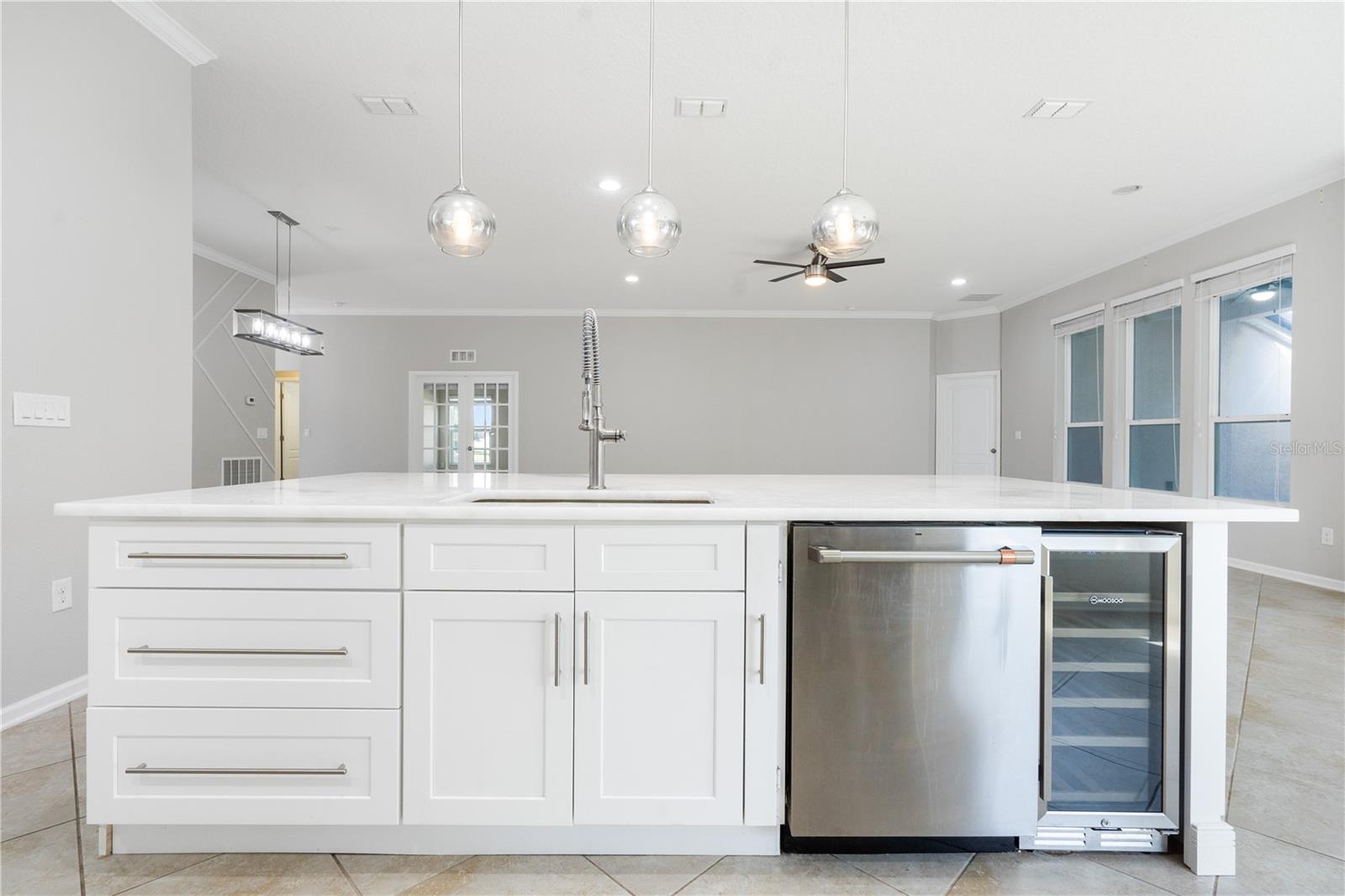 HIDDEN LAKES - Residential