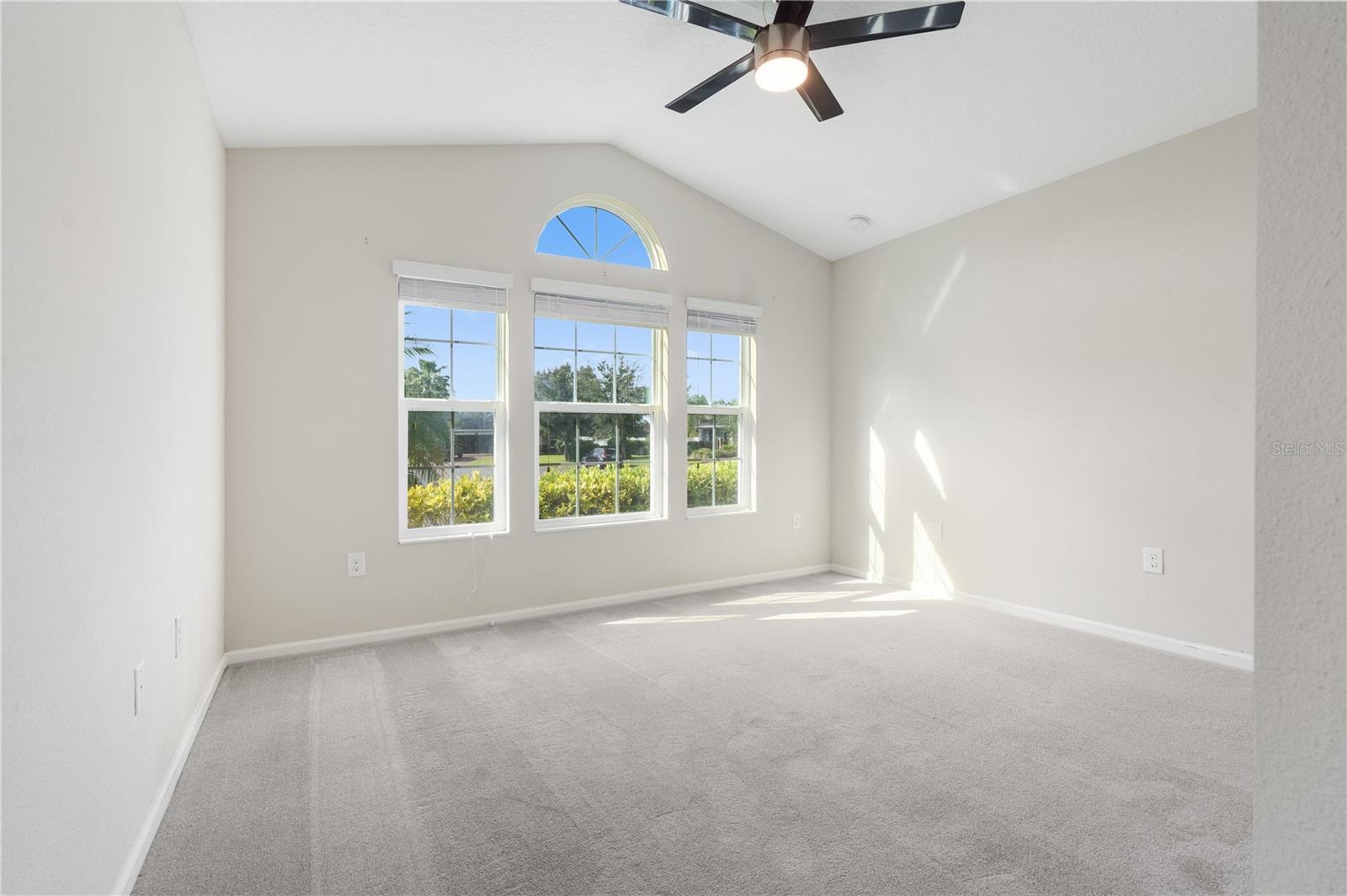 HIDDEN LAKES - Residential