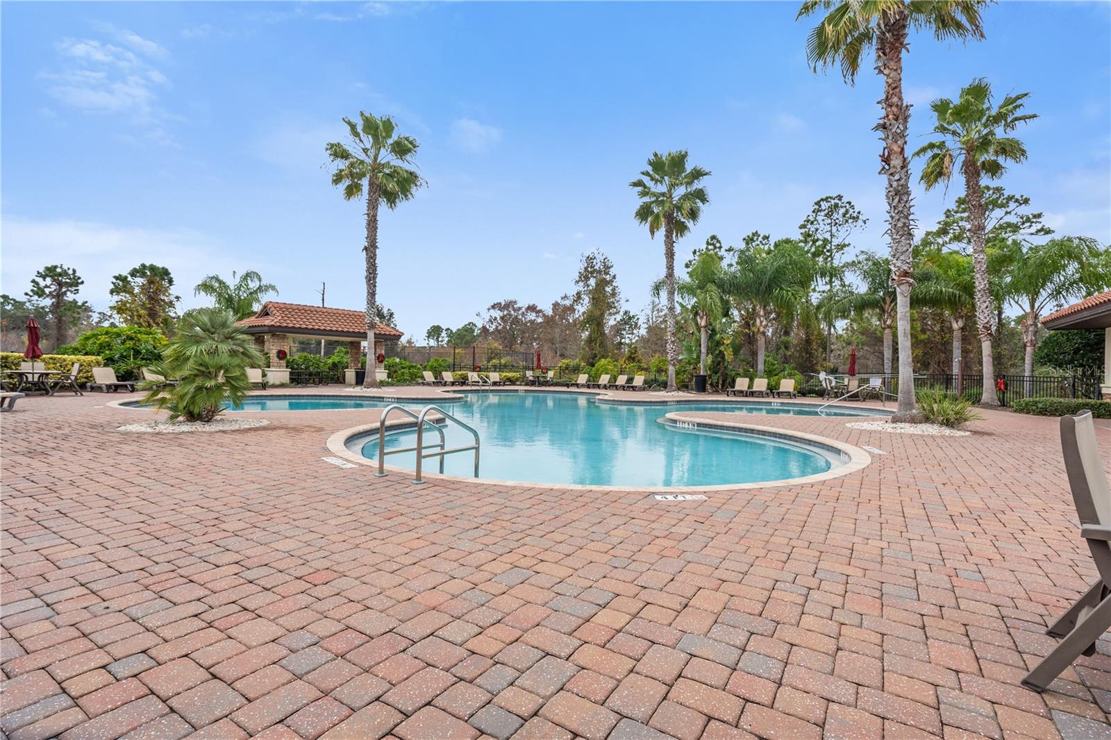 HIDDEN LAKES - Residential