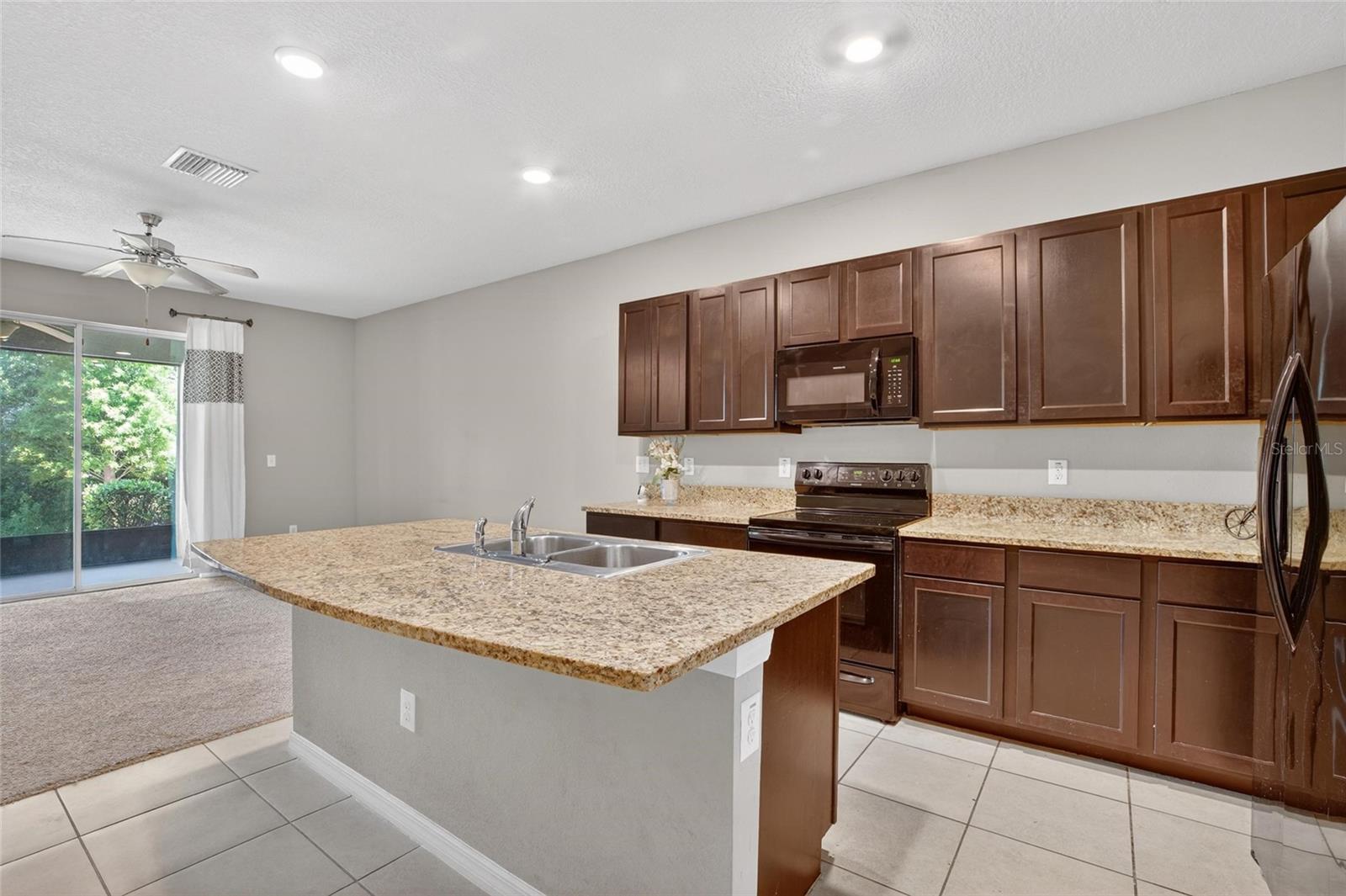 OSPREY LAKES - Residential