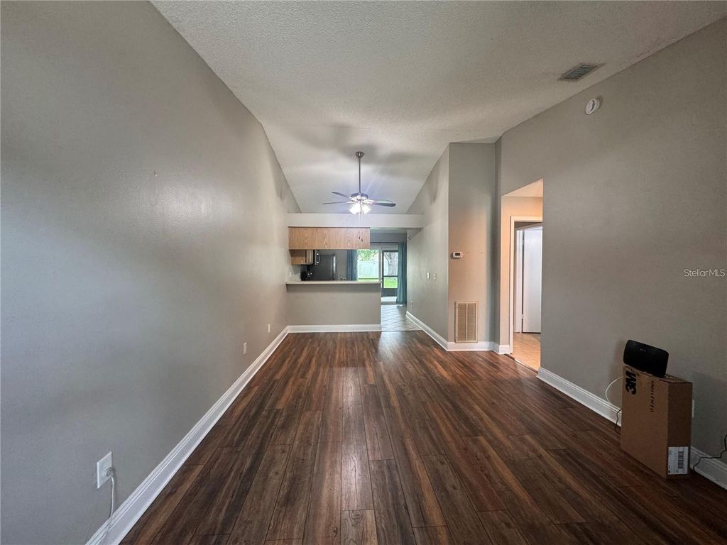 Photo of 915 Burlwood Street, Brandon, FL 33511 (MLS # TB8486883)