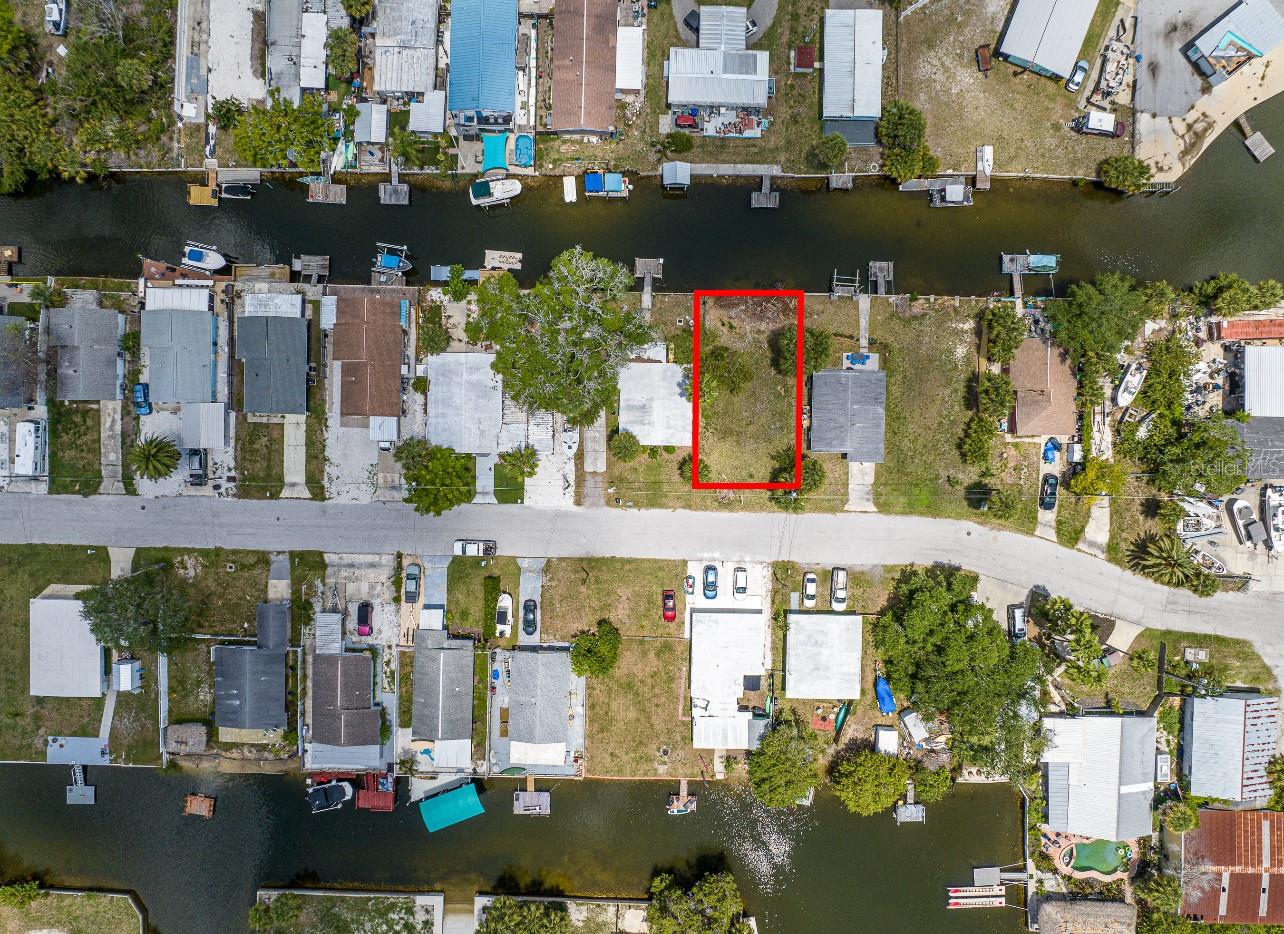 6837 SANDERLING LANE