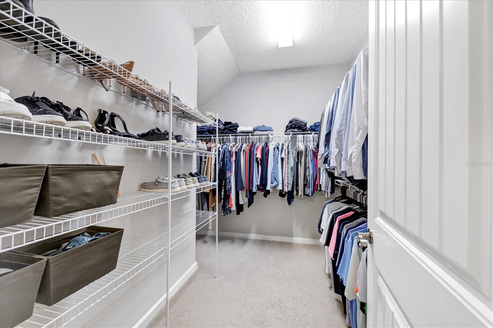 ENCLAVE/FRST LAKES - Residential