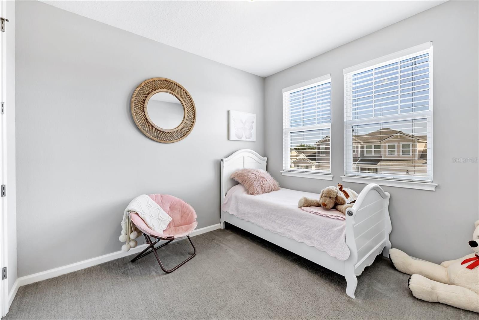 ENCLAVE/FRST LAKES - Residential