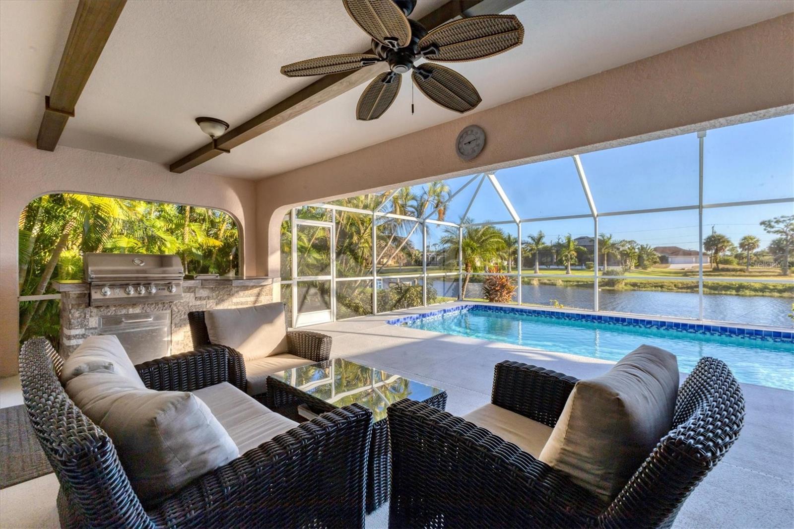 ROTONDA WEST PINE VALLEY - Residential