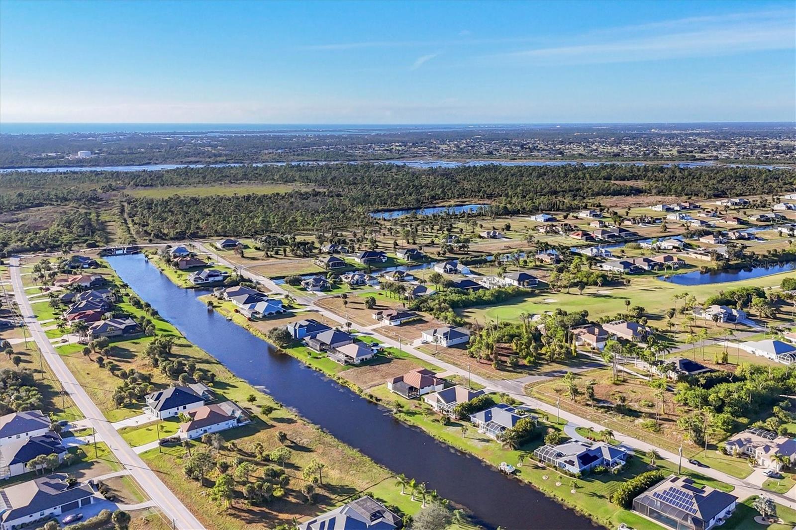 ROTONDA WEST PINE VALLEY - Residential