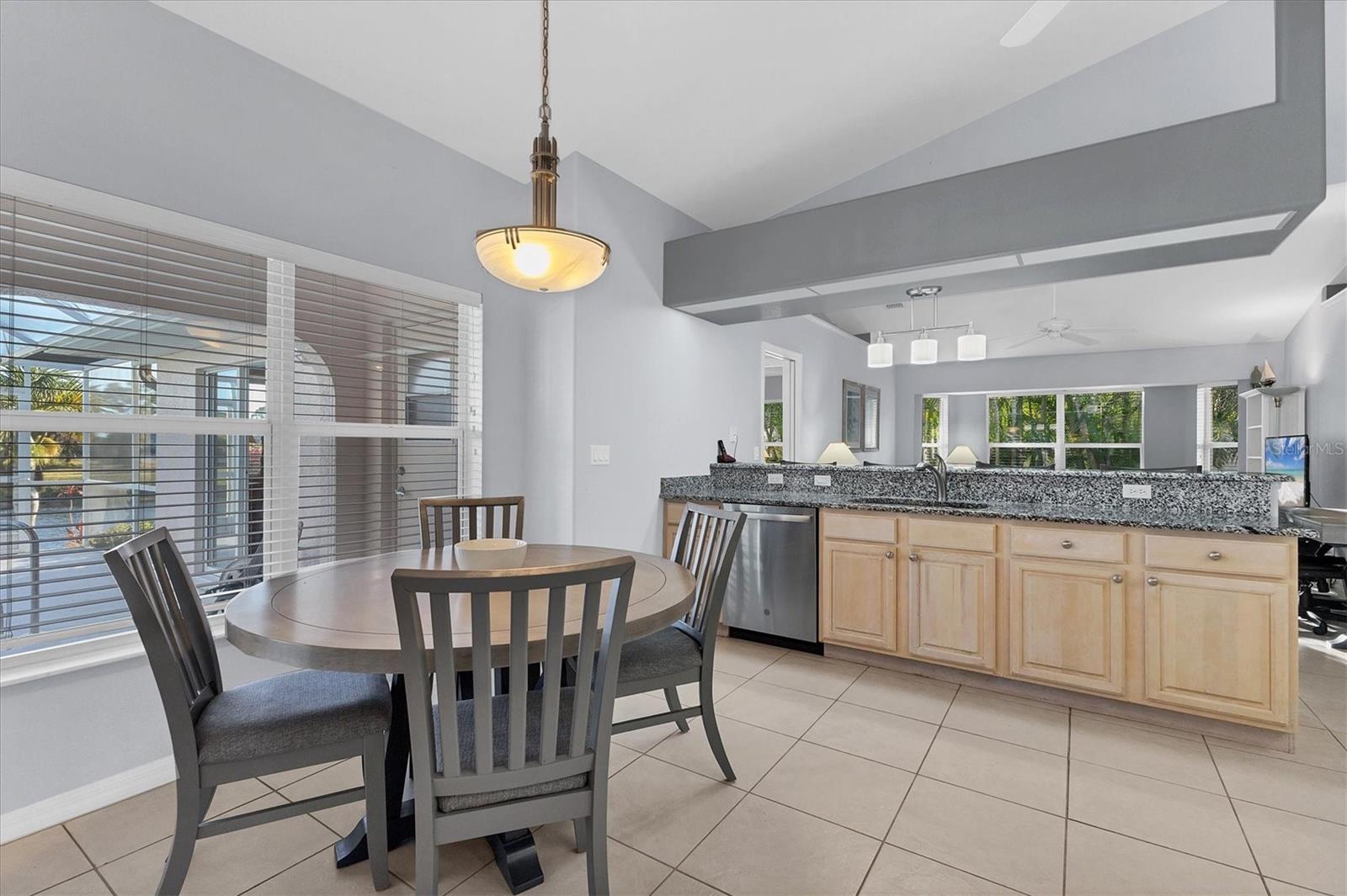 ROTONDA WEST PINE VALLEY - Residential