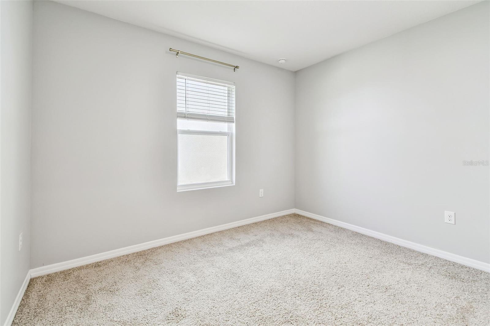 MIRADA PRCL 19-1 - Residential Lease