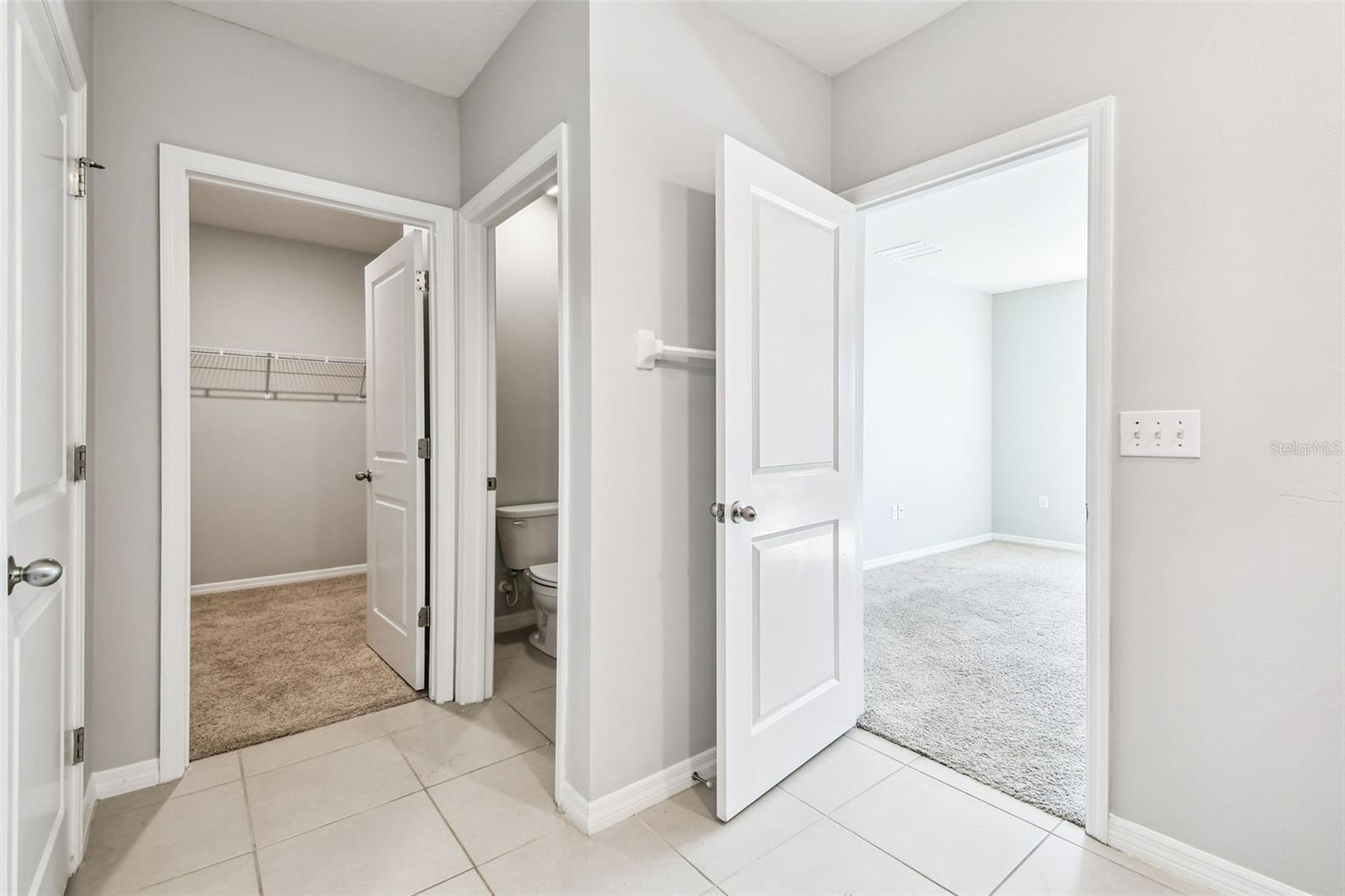 MIRADA PRCL 19-1 - Residential Lease