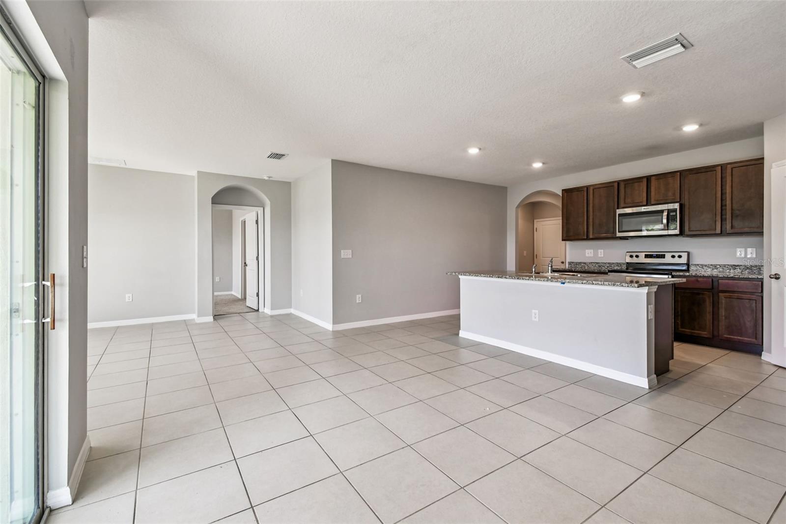 MIRADA PRCL 19-1 - Residential Lease