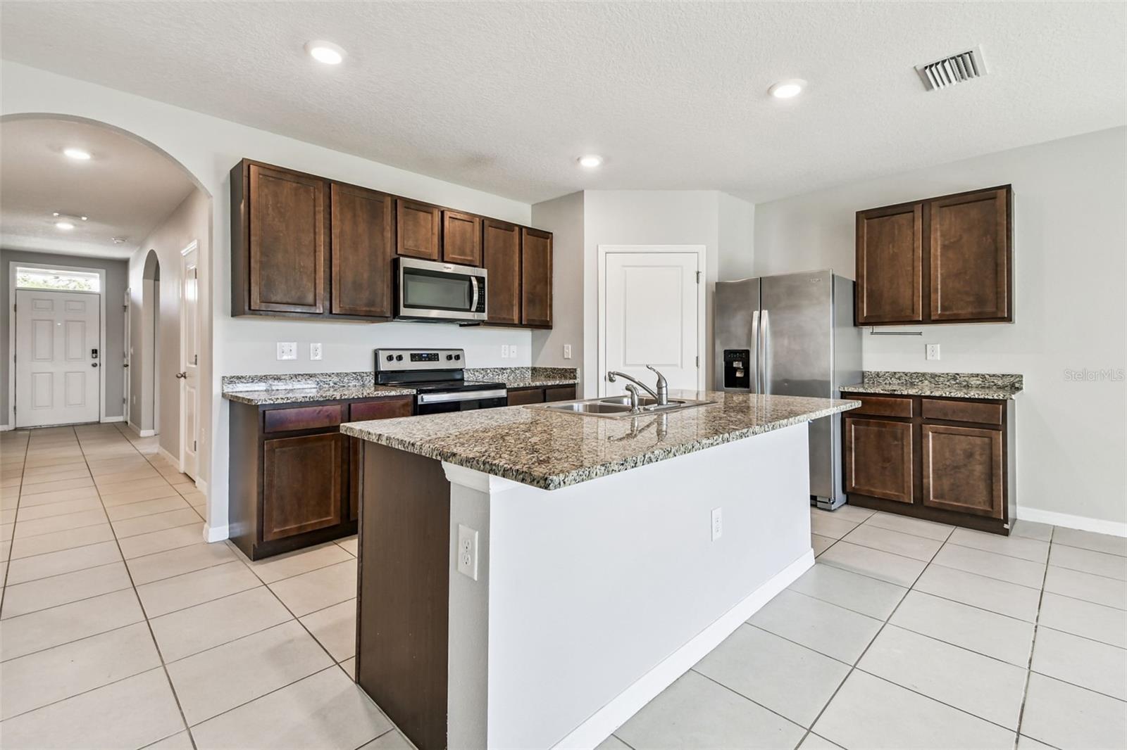 MIRADA PRCL 19-1 - Residential Lease