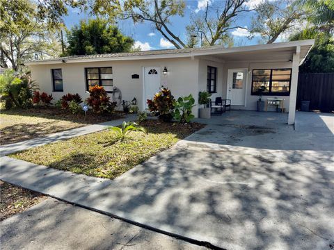 Photo of 3810 Johnson Street, Orlando, FL 32805 (MLS # O6362188)