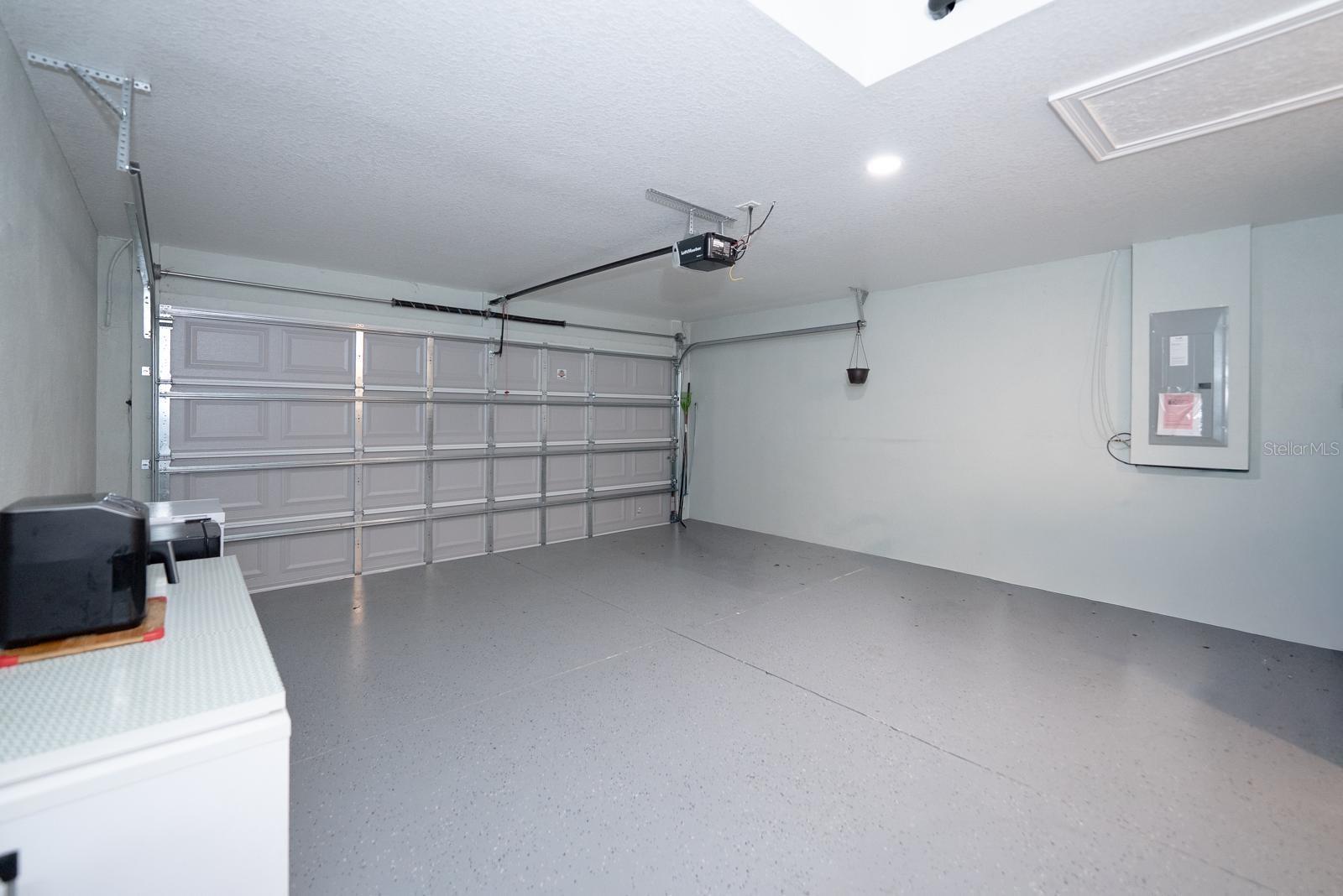 SILVER SPGS SHORES UN 50 - Residential