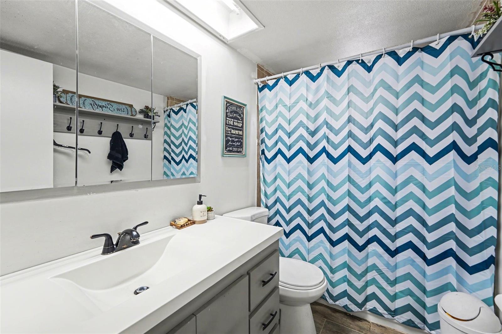 PINE LAKE - Residential