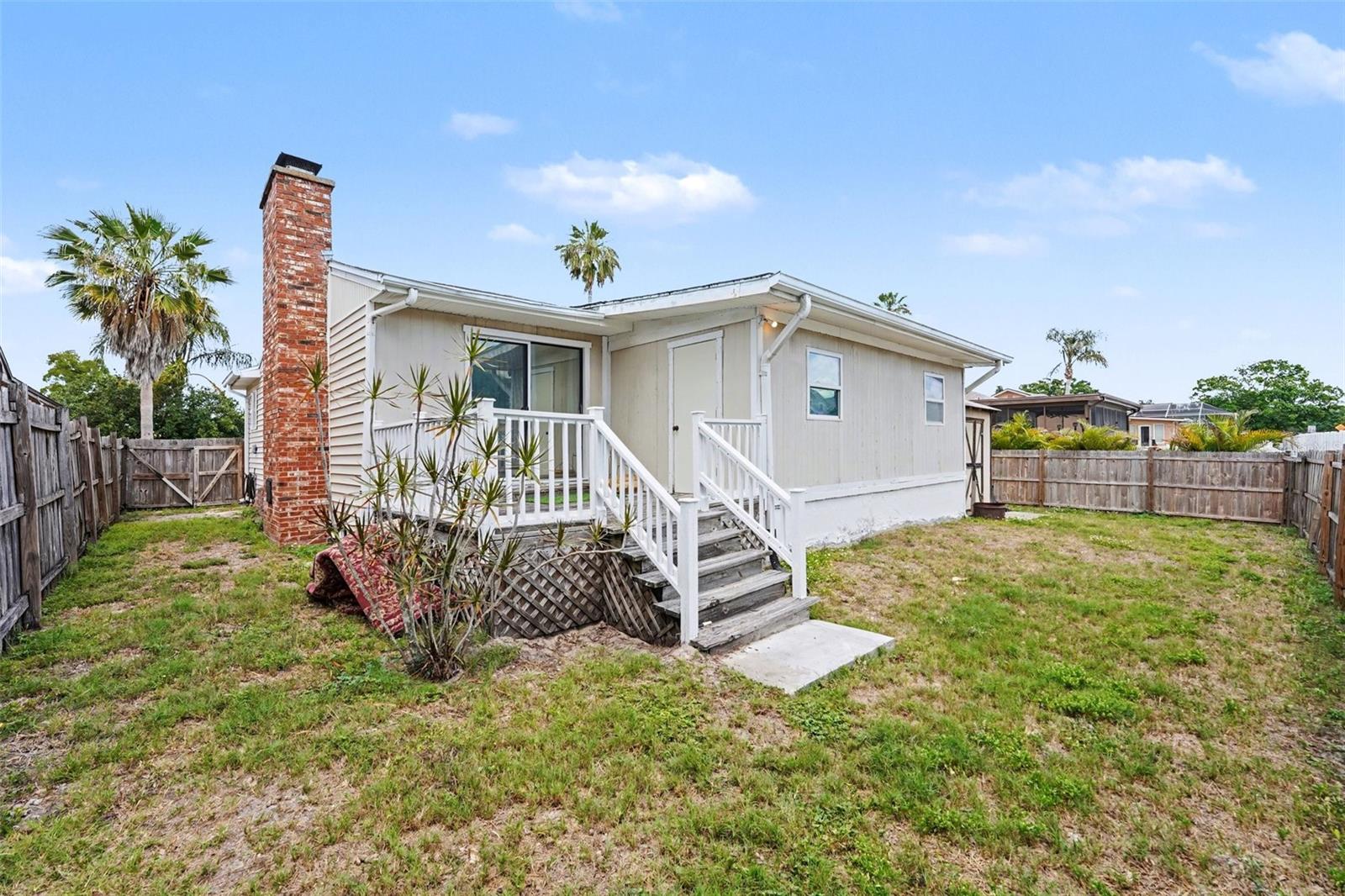 PINE LAKE - Residential