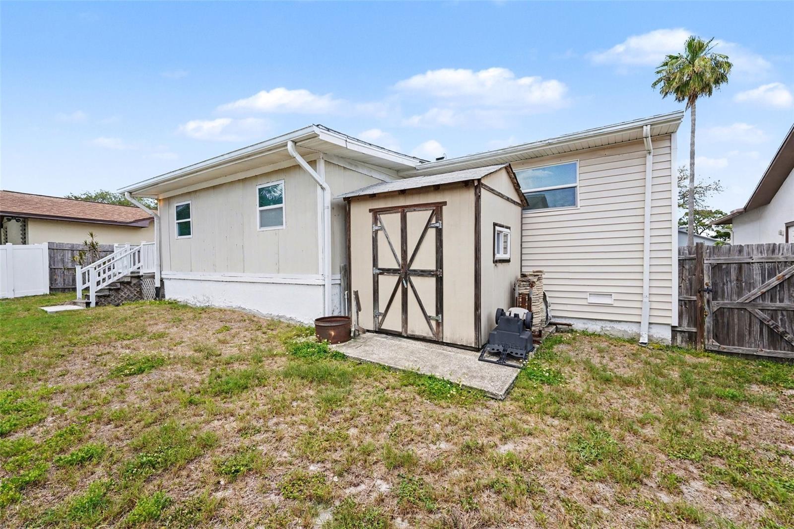 PINE LAKE - Residential