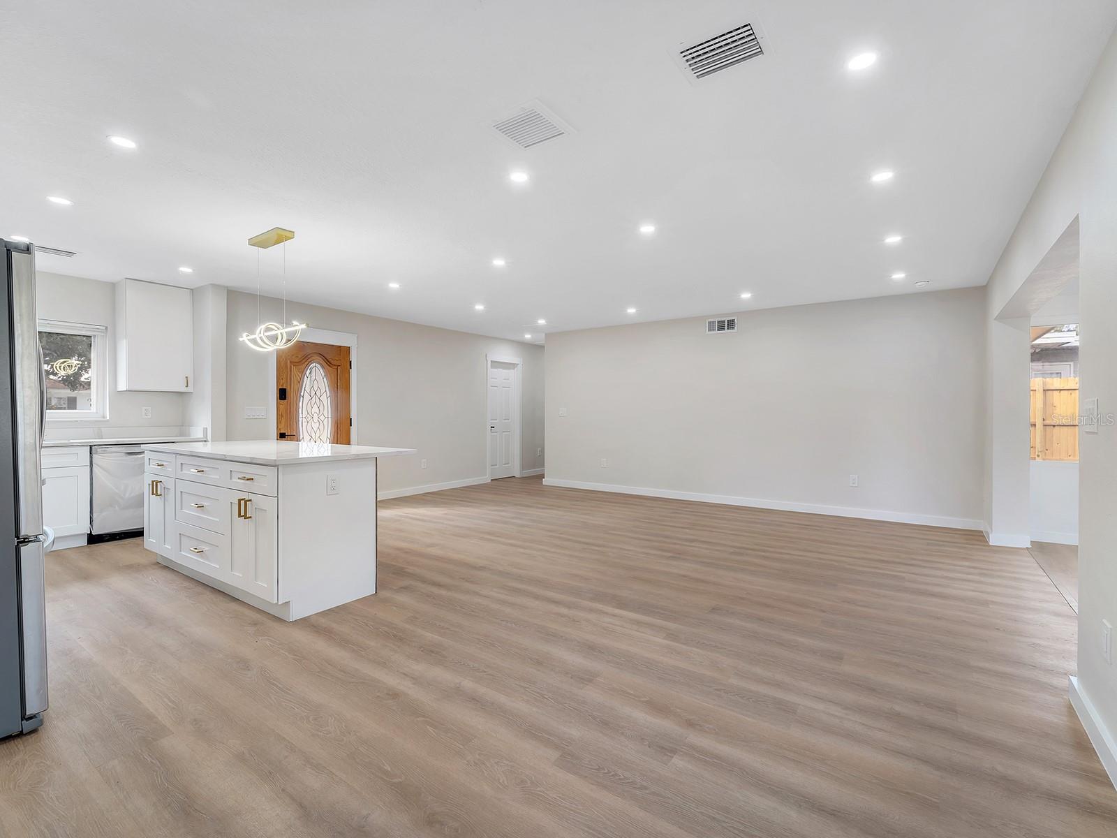 CHESTERFIELD HEIGHTS - Residential