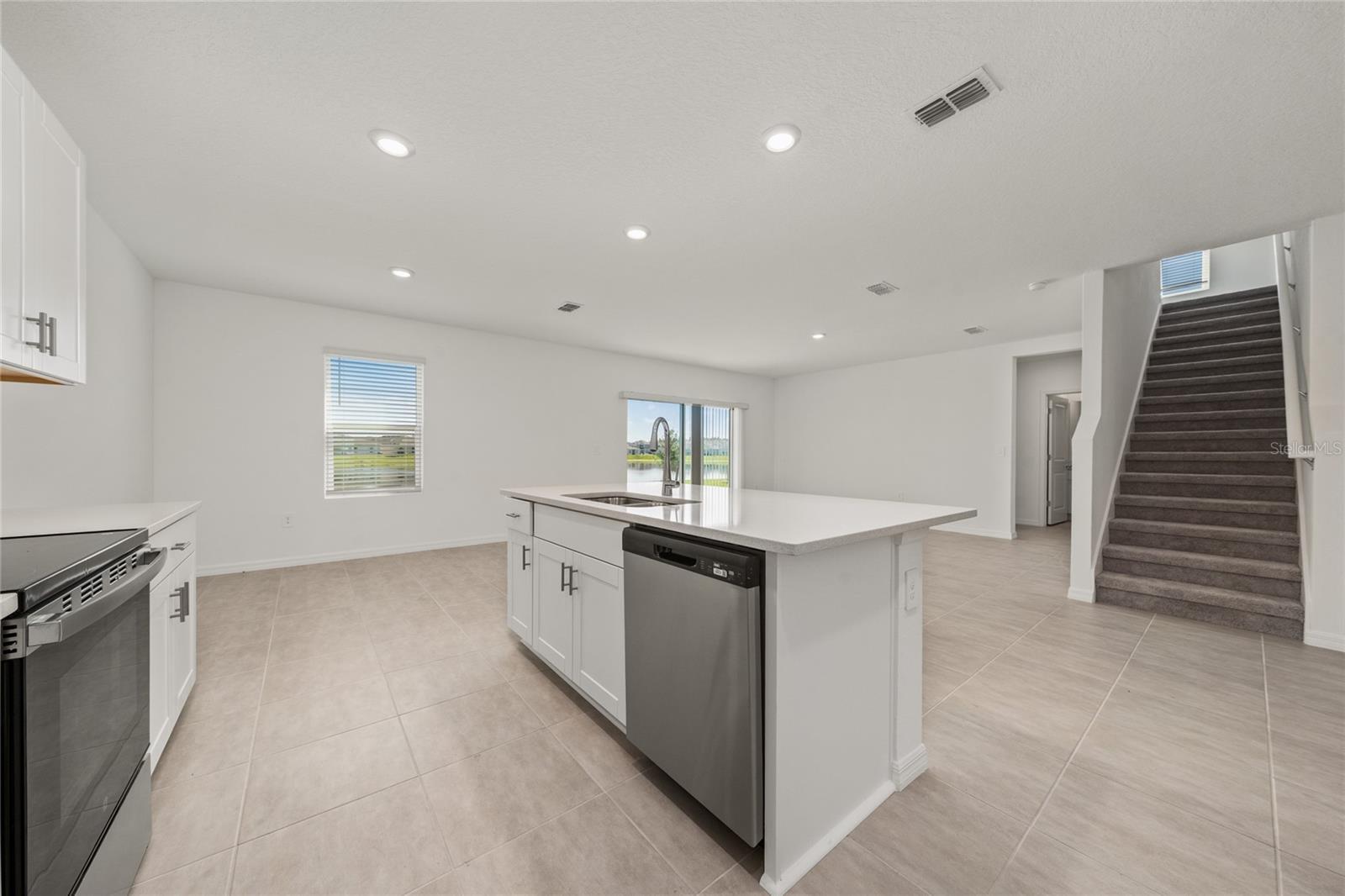 WESTVIEW POD B NEIGHBORHOOD 2A & 2B PH 1 - Residential Lease