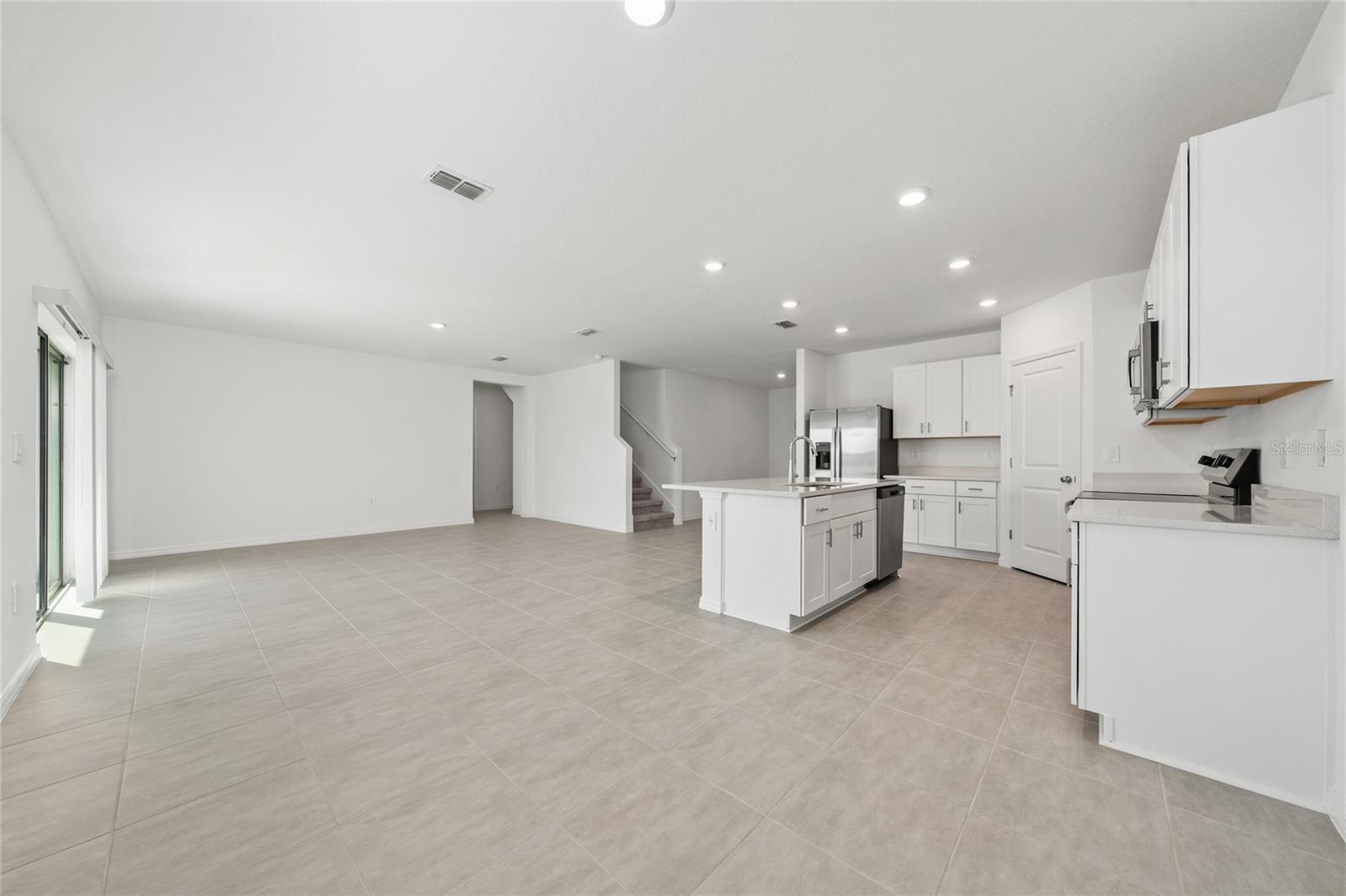 WESTVIEW POD B NEIGHBORHOOD 2A & 2B PH 1 - Residential Lease