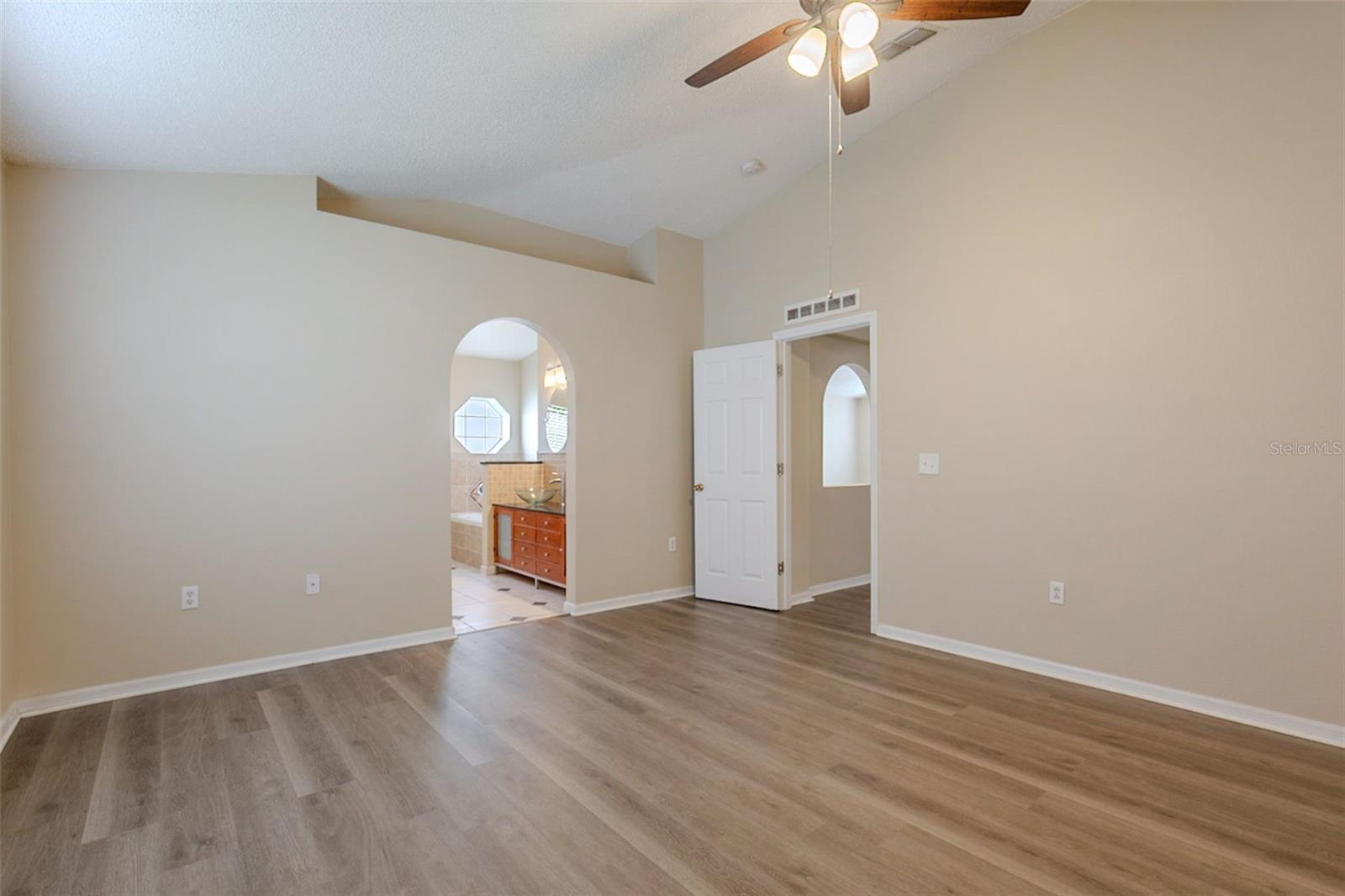 KINGS LAKE PH 3 - Residential