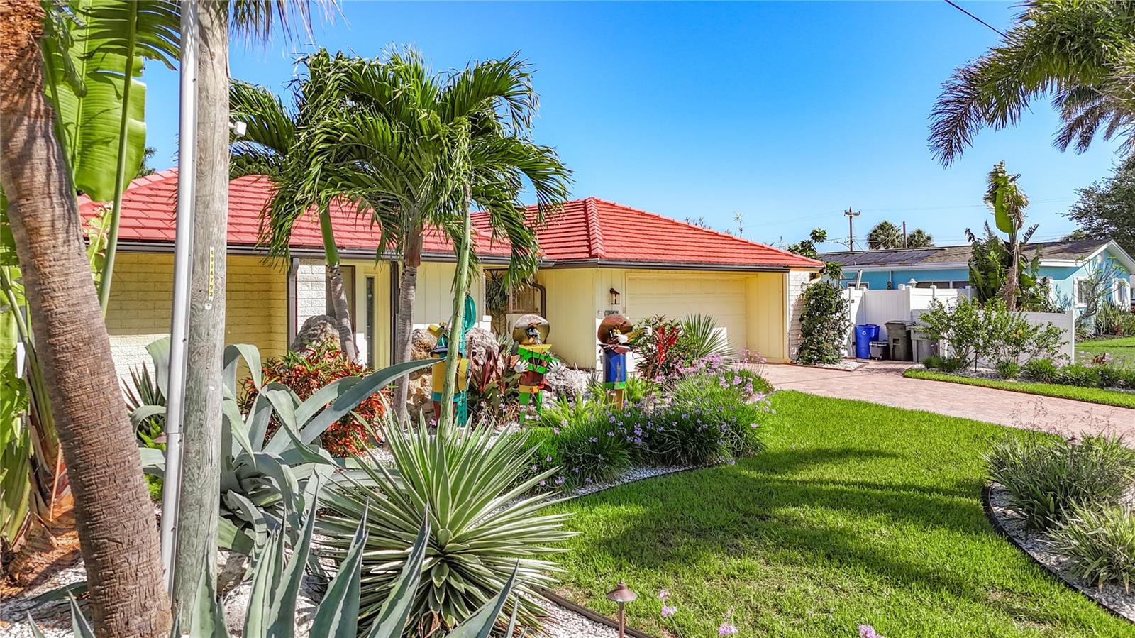 VINA-DEL-MAR SEC 1 - Residential