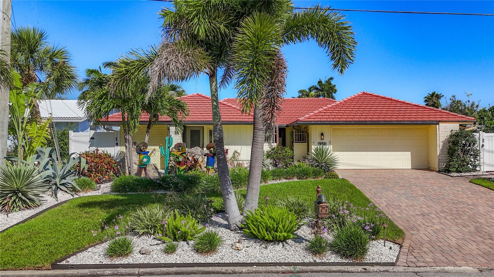 VINA-DEL-MAR SEC 1 - Residential