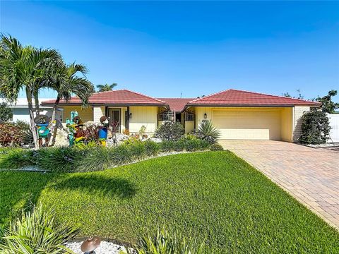 Photo of 2162 W Vina Del Mar Boulevard, St Pete Beach, FL 33706 (MLS # TB8501000)