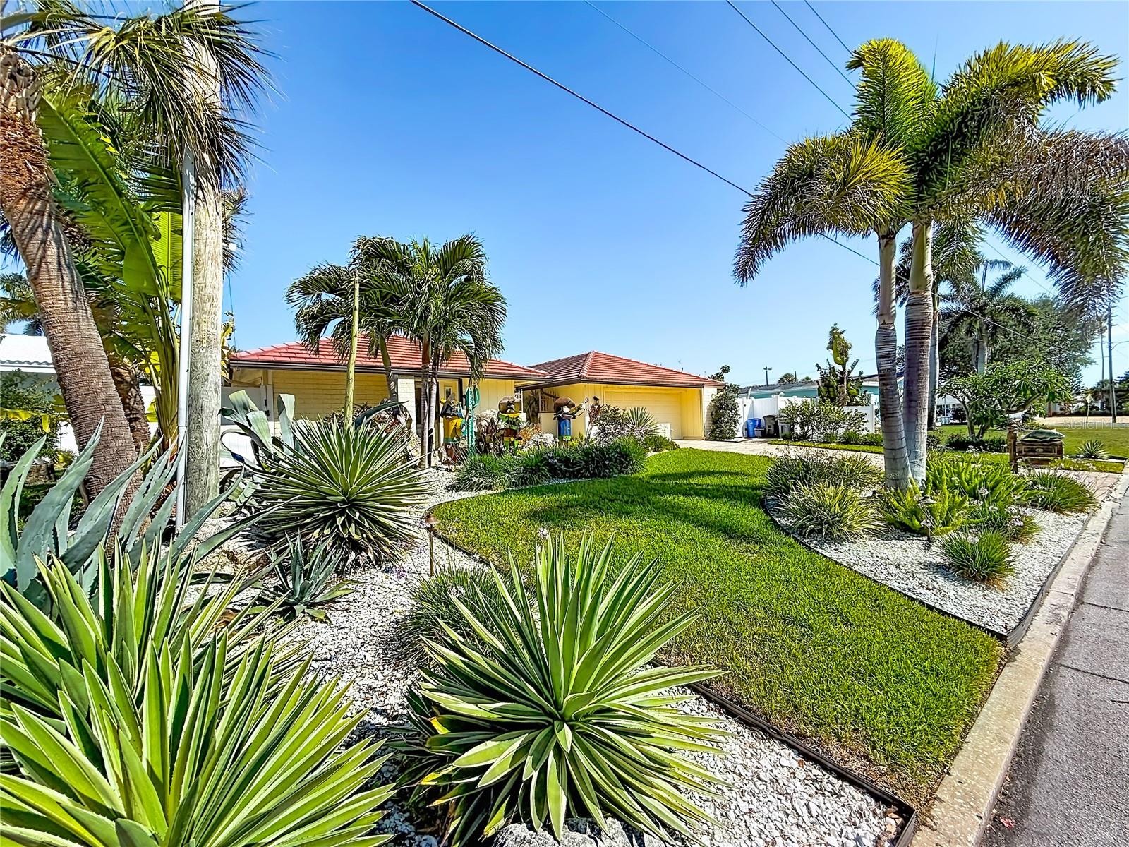 VINA-DEL-MAR SEC 1 - Residential