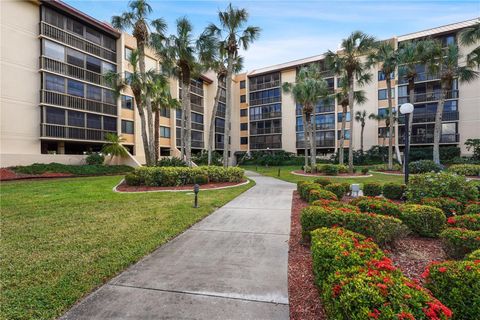 A home in PORT CHARLOTTE