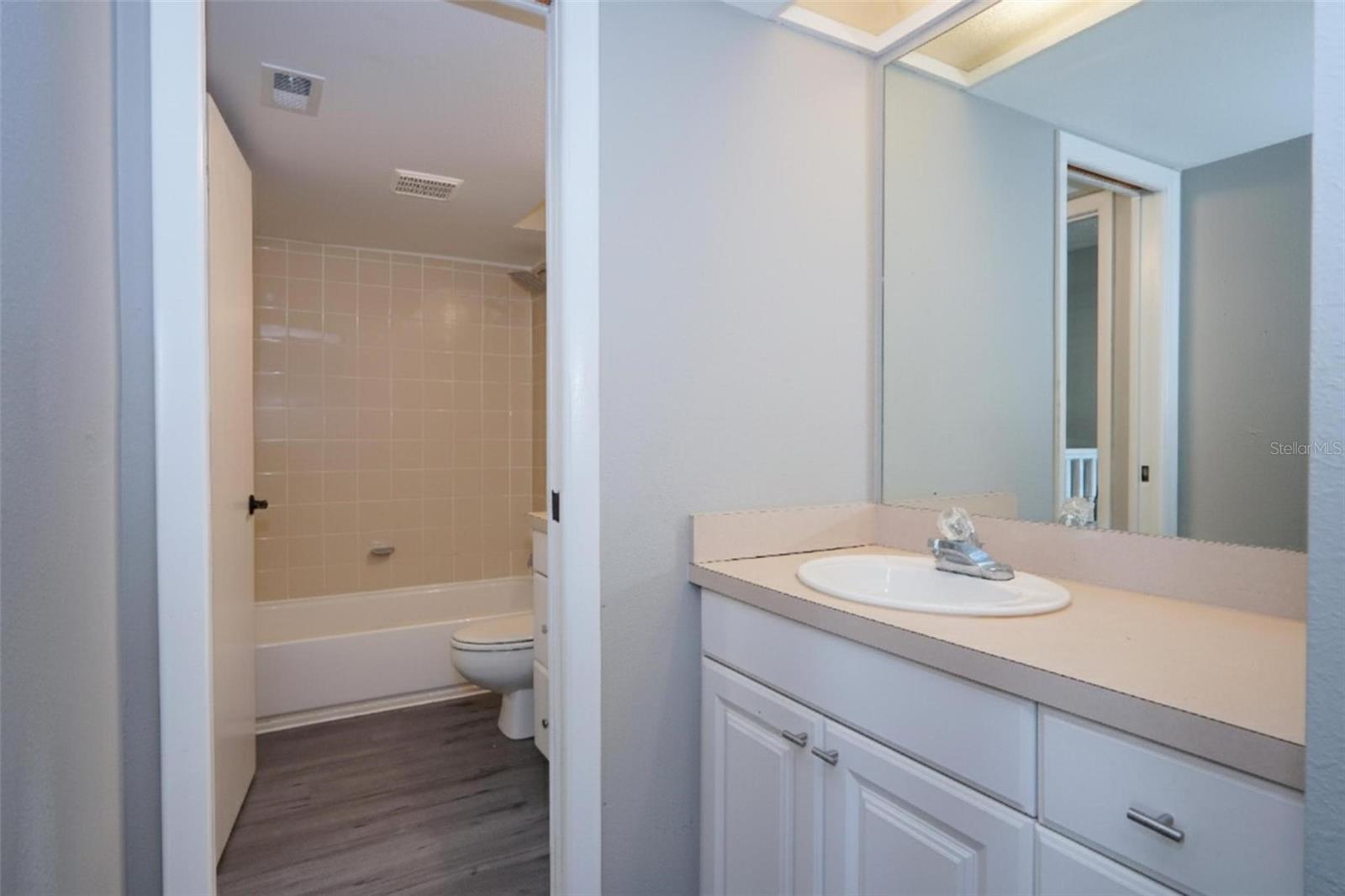 PINE GROVE CONDO AT BLOO - Residential