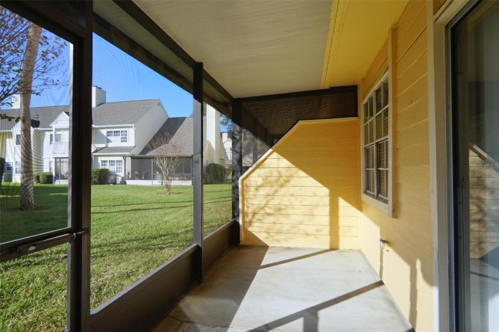 PINE GROVE CONDO AT BLOO - Residential