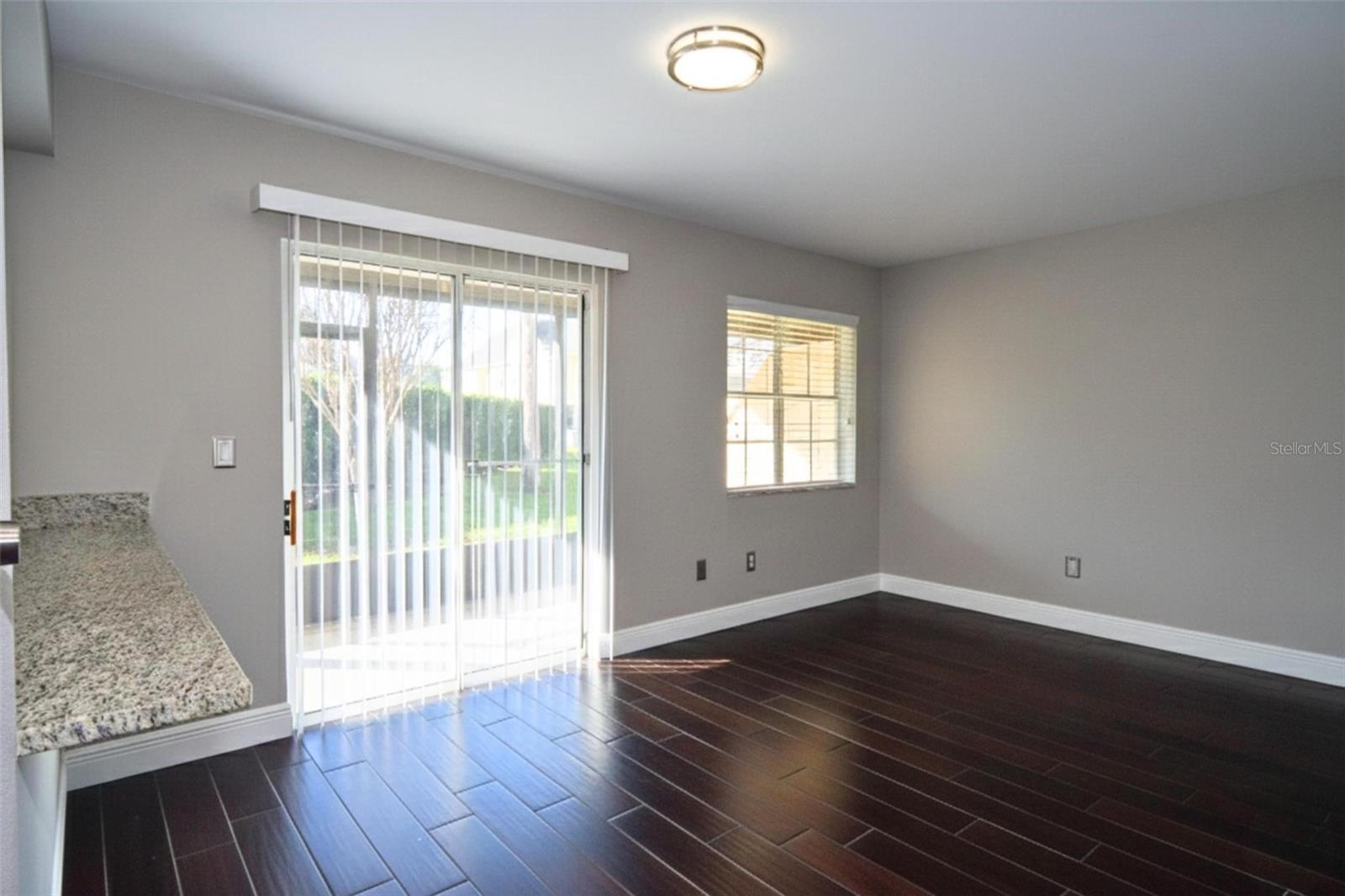 PINE GROVE CONDO AT BLOO - Residential