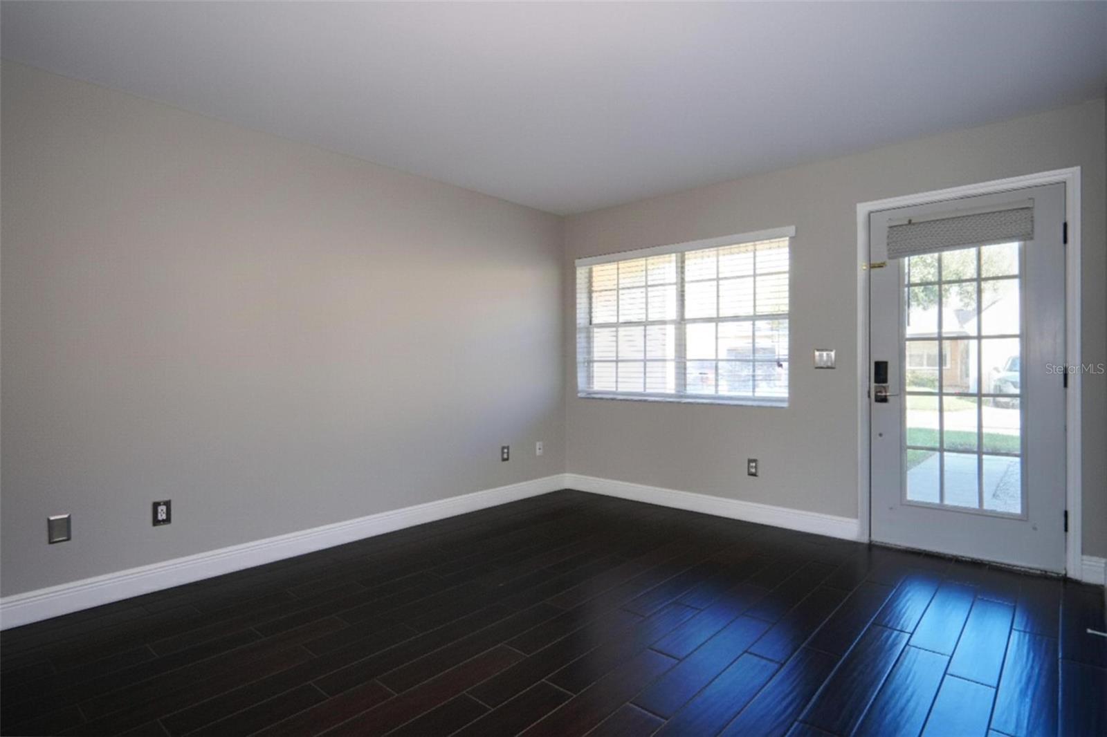 PINE GROVE CONDO AT BLOO - Residential