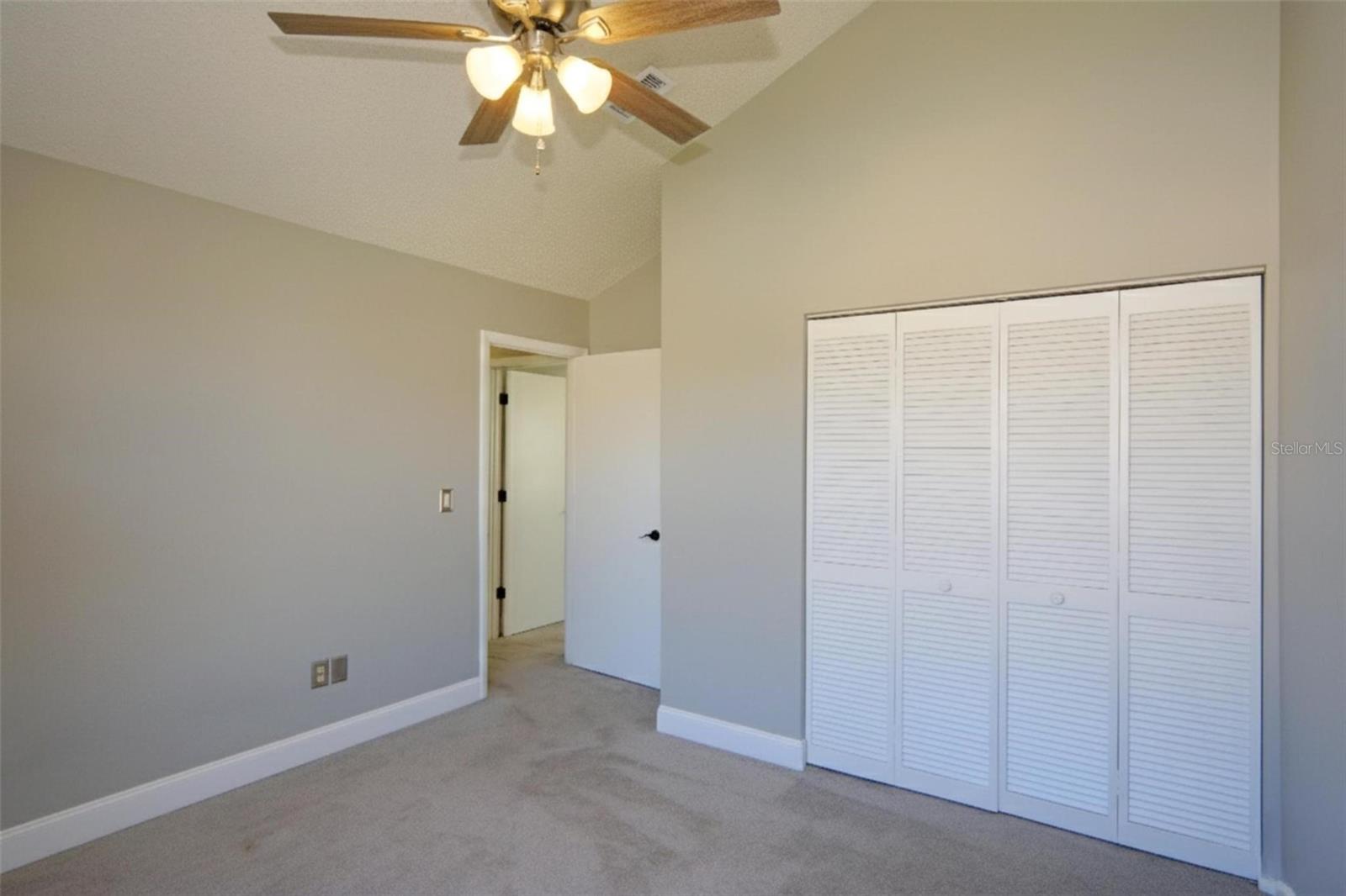 PINE GROVE CONDO AT BLOO - Residential